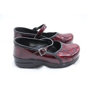 Dansko Marcelle Clogs Shoes Womens EU37 US 7 Mary Jane Burgundy Nursing Slip On